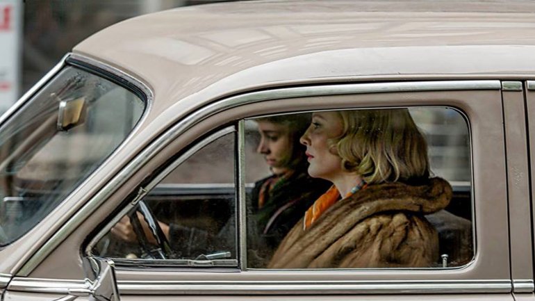 Blanchett revelo que estuvo con mujeres