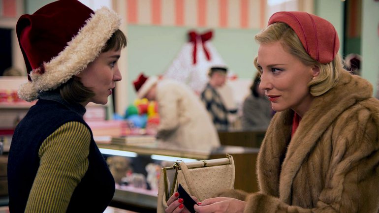 Blanchett revelo que estuvo con mujeres