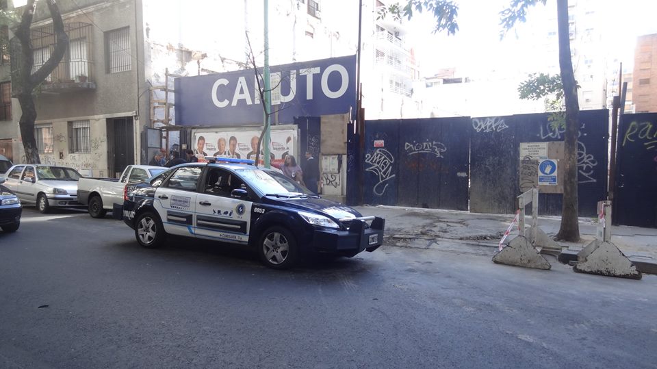 Vecinos en alerta: contra la megatorre de Caputo