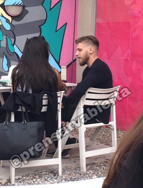 Barbie Velez cada vez más cerca de Lucas