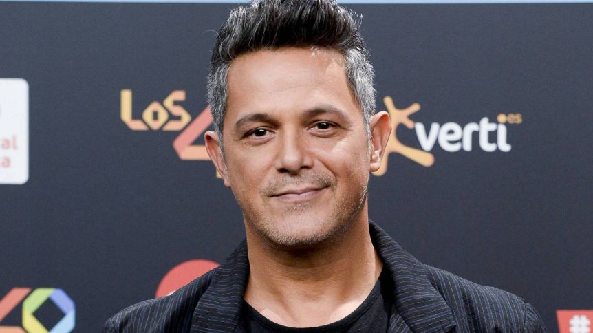 Alejandro Sanz deberá pagar casi 6 millones de dólares a su exrepresentante