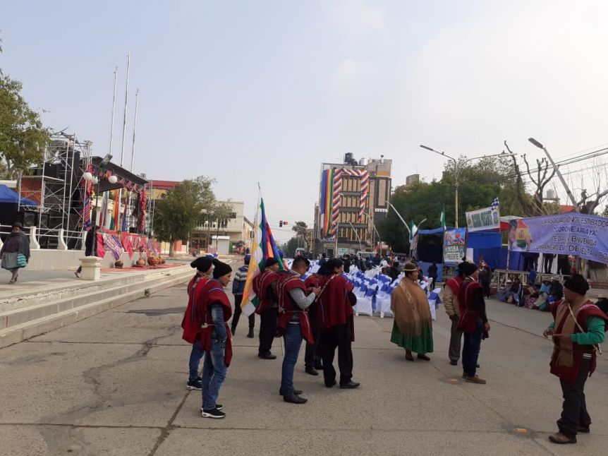 Una multitud espera a Evo Morales tras su año de exilio