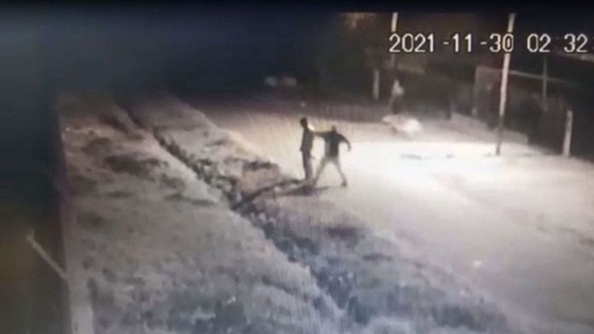 Horror: sorprendió a su vecino y lo mató de 50 puñaladas